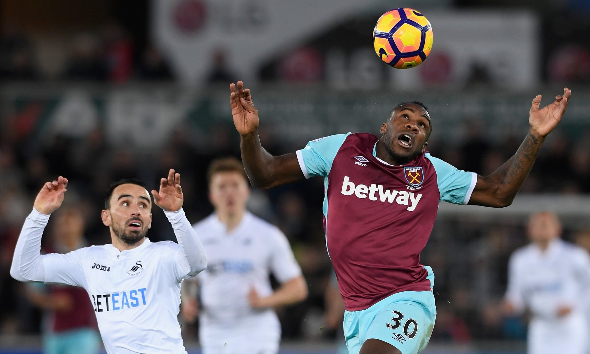 的更多合作 的更多合作