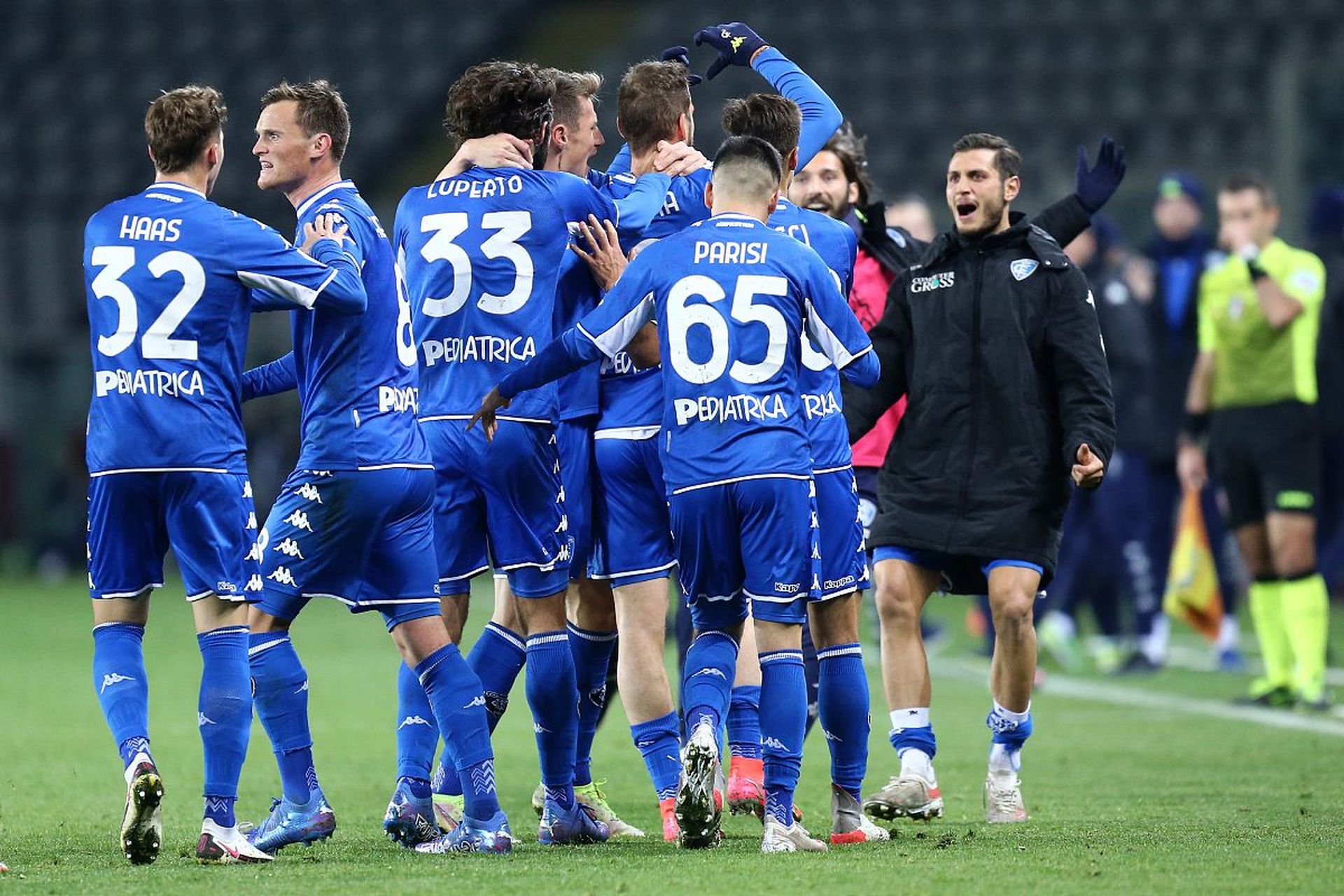 队的和谐与 队的和谐与